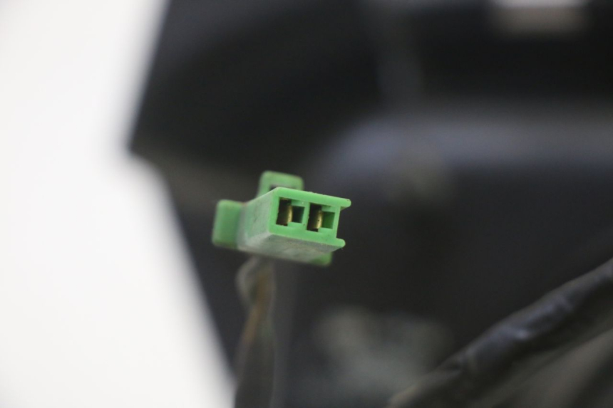 photo de FARO ANTERIORE KAWASAKI GPX R WARBIRD 600 (1988 - 1993) - Marcature e riferimenti originali