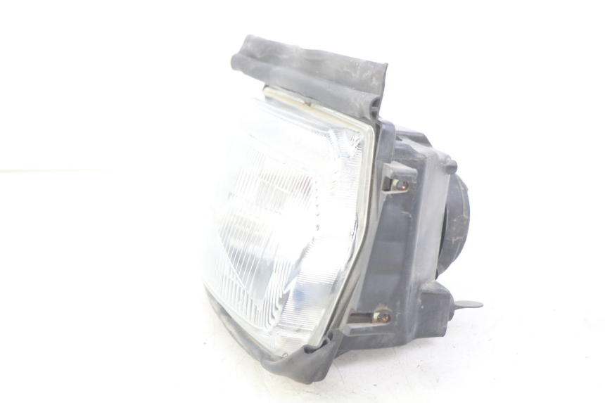 photo de FARO ANTERIORE SUZUKI GSX F GSXF 750 (1988 - 1998) - Primo piano tecnico