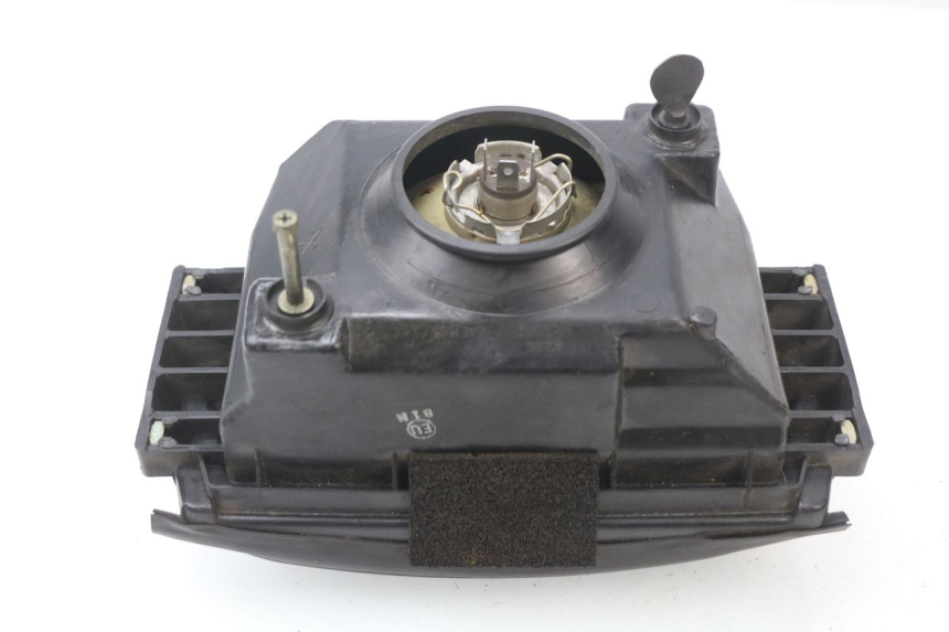 photo de FANALE ANTERIORE SUZUKI GSXF GSX F 600 (1988 - 1997) - Zoom sullo stato d'uso