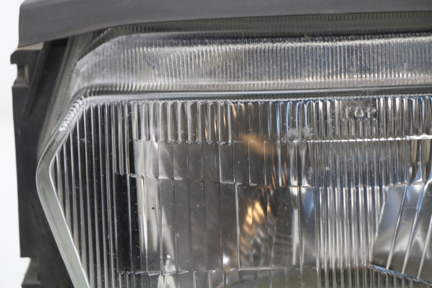 photo de FANALE ANTERIORE SUZUKI GSXF GSX F 600 (1988 - 1997) - Stato della superficie e materiale