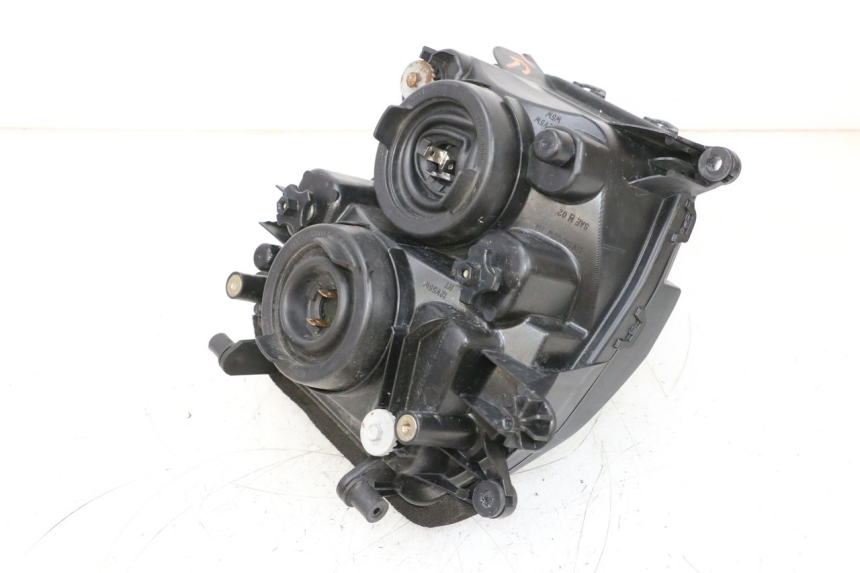 photo de FARO ANTERIORE SUZUKI GSXR GSX-R 1000 (2003 - 2004) - Zoom sullo stato d'uso