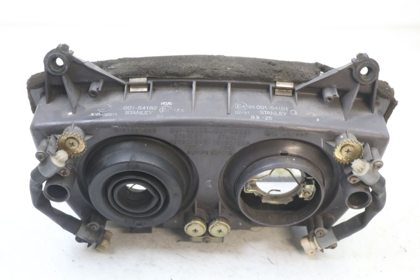 photo de FARO ANTERIORE HONDA CBR F 1000 (1993 - 1996) - Ricambio usato controllato