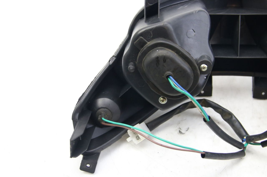 photo de FANALE ANTERIORE REVATTO IMPERATOR 125 (2007 - 2015) - Altra vista dell'articolo