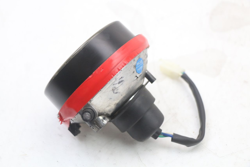 photo de FARO ANTERIORE JM MOTORS VX 125 (2022 - 2025) - Altra angolazione