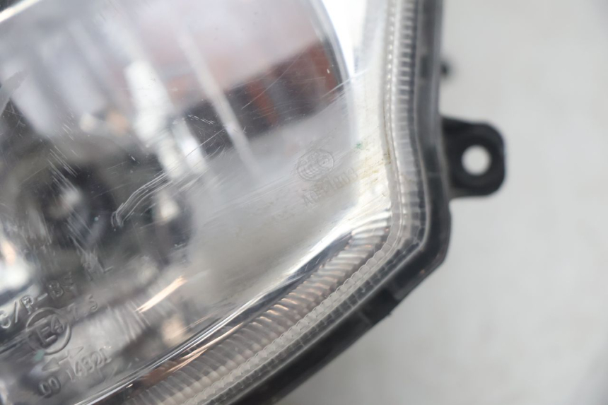 photo de FANALE ANTERIORE PEUGEOT KISBEE 2T 50 (2010 - 2017) - Altra angolazione