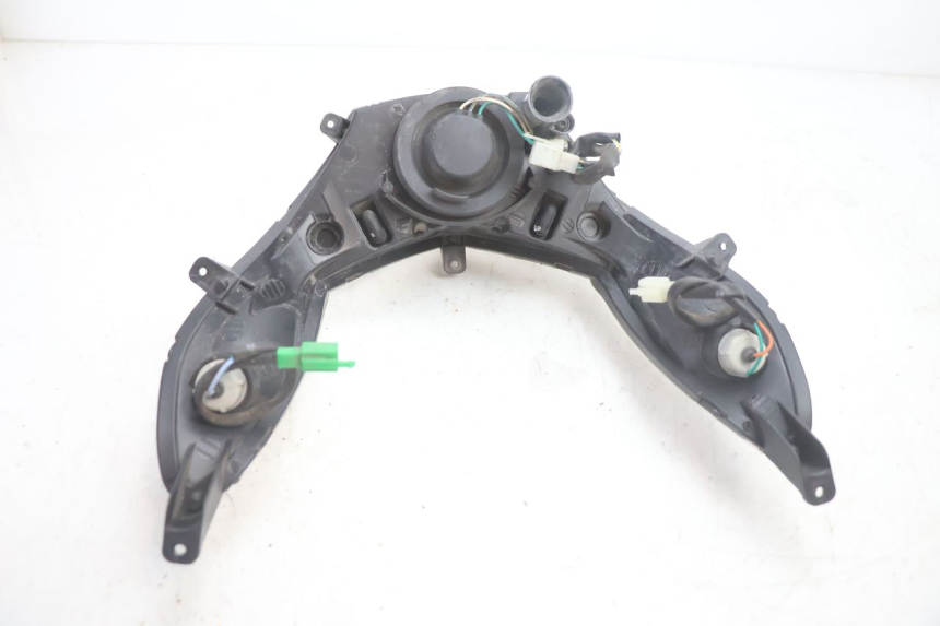 photo de FANALE ANTERIORE PEUGEOT KISBEE 2T 50 (2010 - 2017) - Ricambio usato controllato