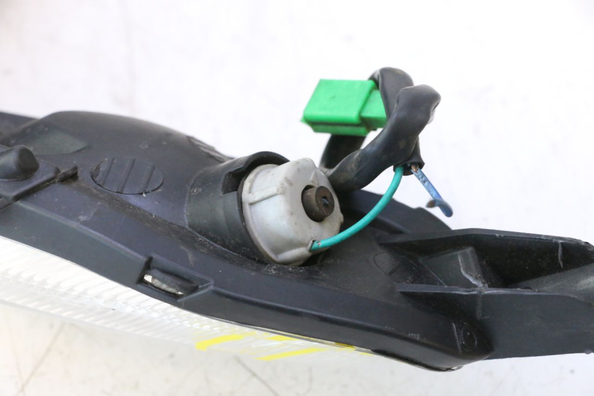 photo de FANALE ANTERIORE PEUGEOT KISBEE 2T 50 (2010 - 2017) - Altra vista dell'articolo