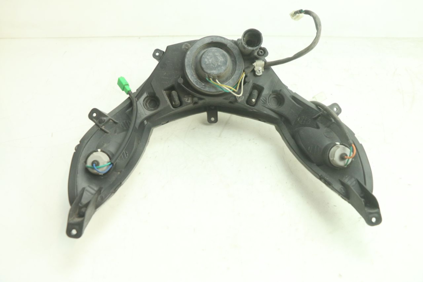 photo de FANALE ANTERIORE PEUGEOT KISBEE 4T 50 (2018 - 2022) - Vista d'insieme del prodotto