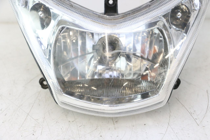 photo de FANALE ANTERIORE PEUGEOT KISBEE 4T 50 (2010 - 2017) - Focus sulla struttura