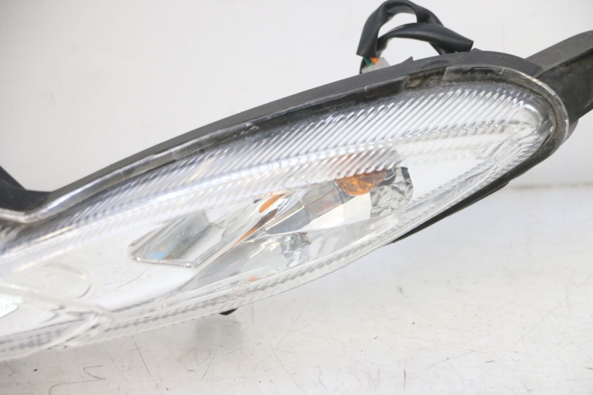 photo de FARO ANTERIORE PEUGEOT KISBEE 4T 50 (2023 - 2026) - Dettaglio del componente