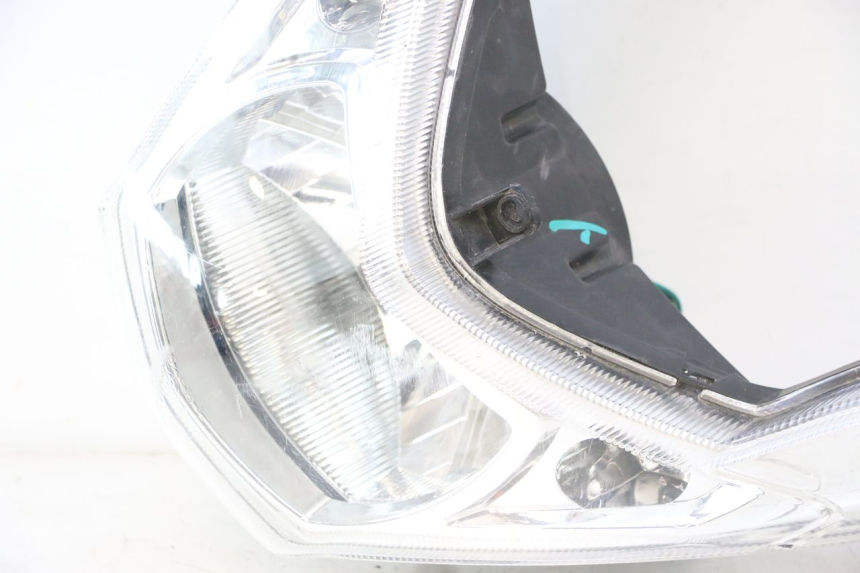 photo de FARO ANTERIORE PEUGEOT KISBEE 4T 50 (2023 - 2026) - Altra angolazione