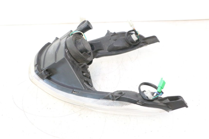photo de FANALE ANTERIORE PEUGEOT KISBEE 4T 50 (2018 - 2022) - Foto prodotto supplementare
