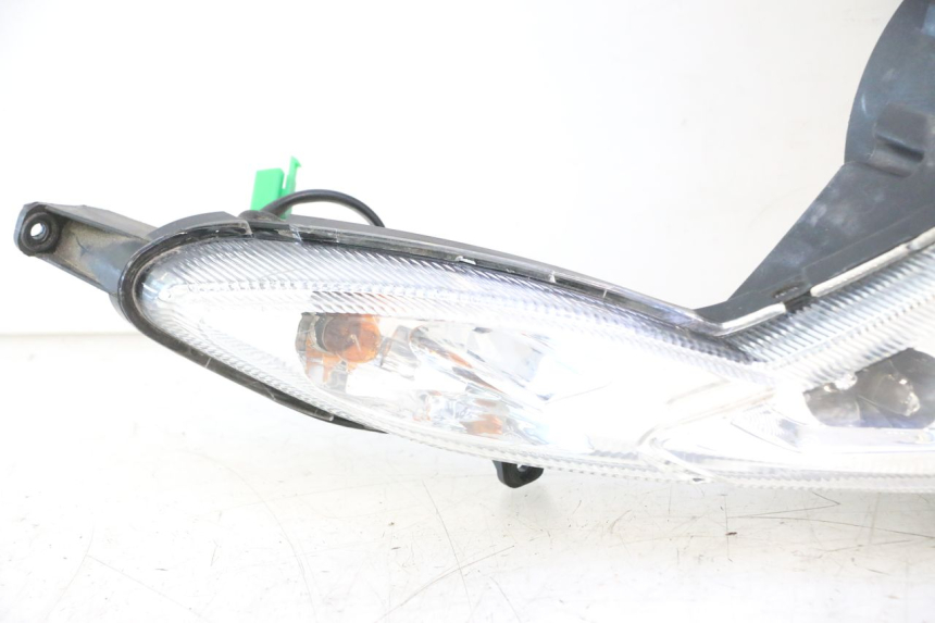 photo de FANALE ANTERIORE PEUGEOT KISBEE 4T 50 (2018 - 2022) - Altra angolazione