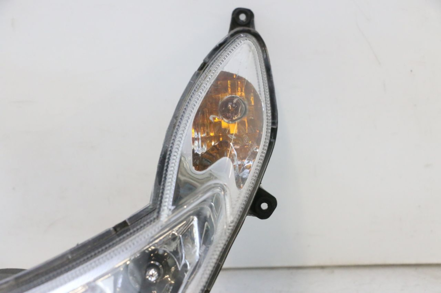 photo de FANALE ANTERIORE PEUGEOT KISBEE 4T 50 (2018 - 2022) - Ricambio usato controllato