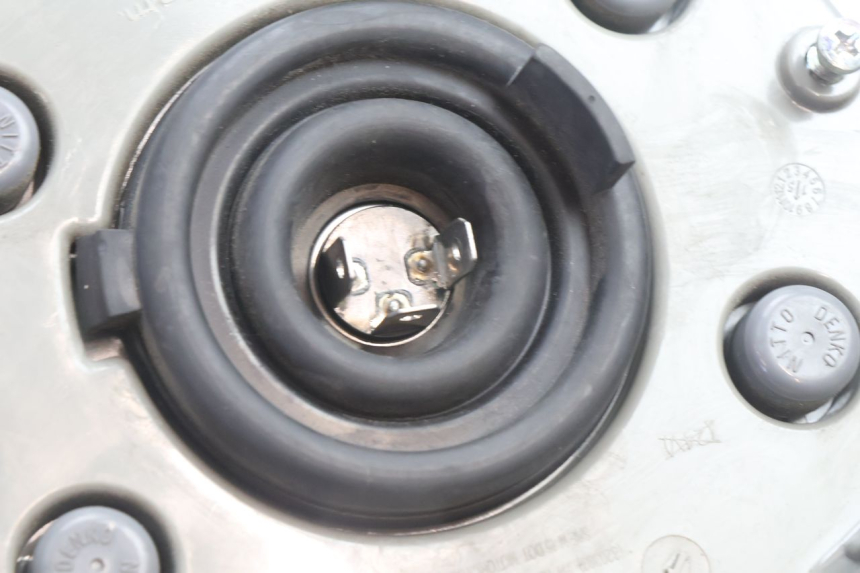 photo de FARO ANTERIORE PIAGGIO LIBERTY IGET 4T 50 (2021 - 2025) - Ricambio usato controllato