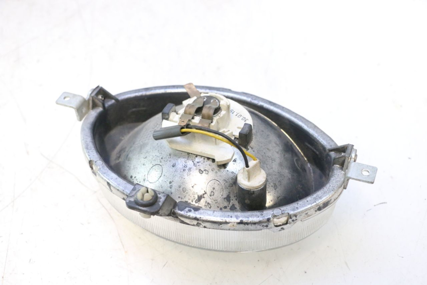 photo de FARO ANTERIORE PIAGGIO LIBERTY 50 (1998 - 2003) - Zoom sullo stato d'uso