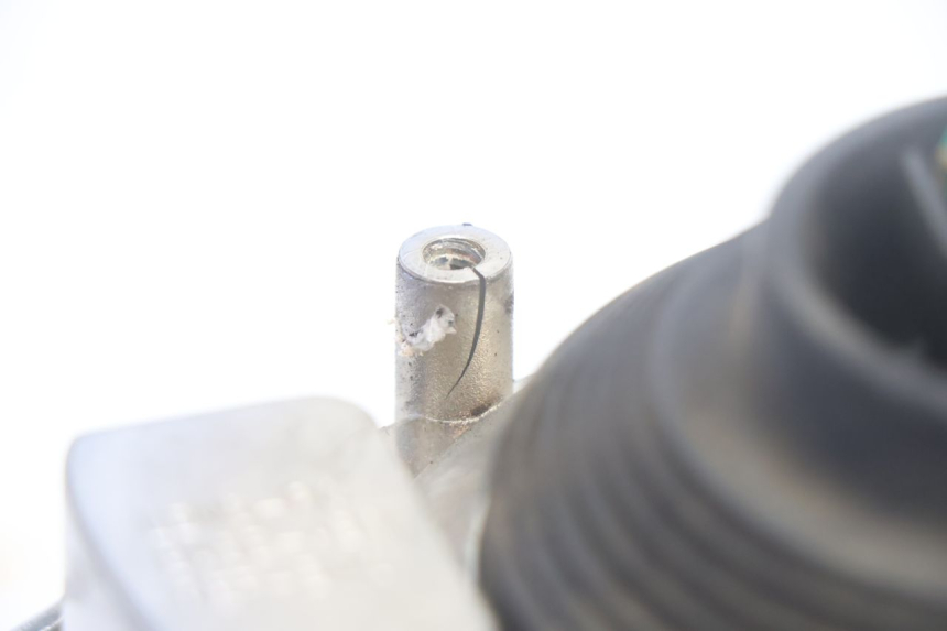photo de FARO ANTERIORE KYMCO LIKE 125 (2009 - 2016) - Stato della superficie e materiale