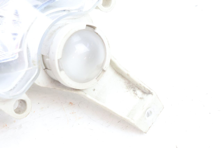 photo de FANALE ANTERIORE PEUGEOT LUDIX BLASTER 50 (2006 - 2014) - Zoom sullo stato d'uso