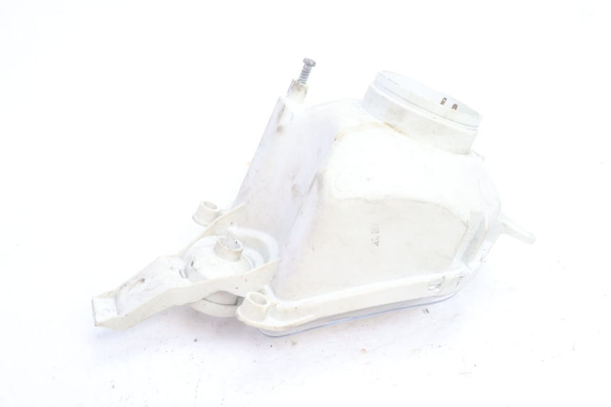 photo de FANALE ANTERIORE PEUGEOT LUDIX BLASTER 50 (2006 - 2014) - Primo piano tecnico