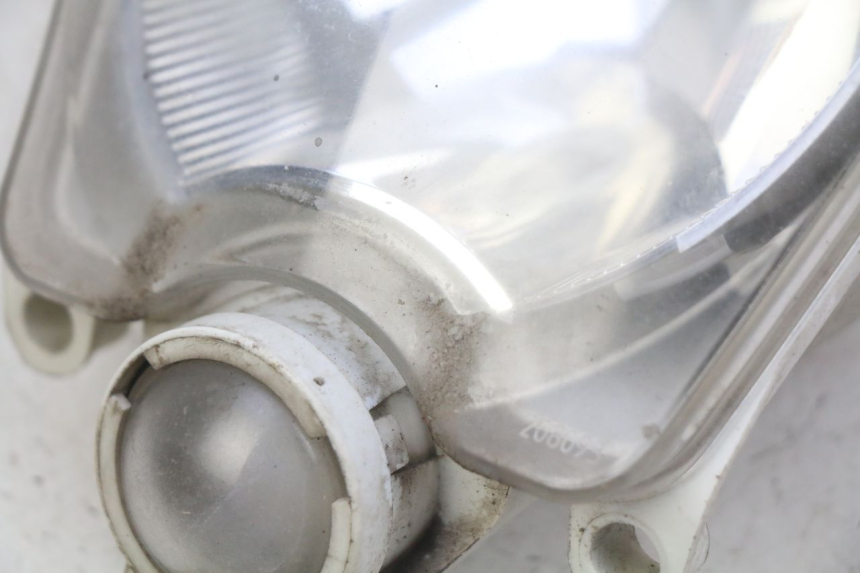 photo de FANALE ANTERIORE PEUGEOT LUDIX 50 (2008 - 2017) - Altra angolazione