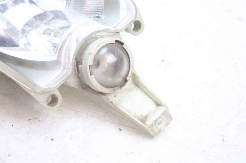 photo de FARO ANTERIORE PEUGEOT LUDIX PRO 2T 50 (2010 - 2017) - Zoom sullo stato d'uso