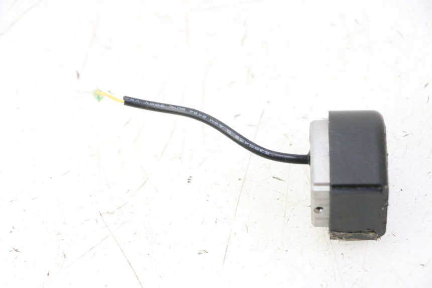 photo de FARO ANTERIORE XIAOMI MI PRO 2 1 - Zoom sullo stato d'uso