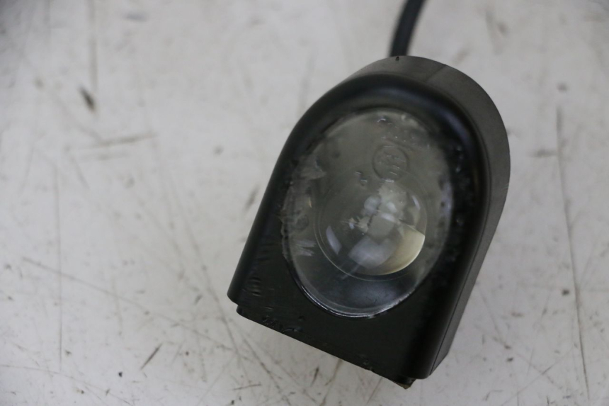 photo de FARO ANTERIORE XIAOMI MI PRO 2 1 - Dettagli dei punti di fissaggio