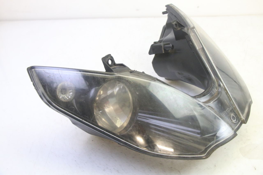 photo de FARO ANTERIORE PIAGGIO MP3 125 (2006 - 2014) - Zoom sullo stato d'uso