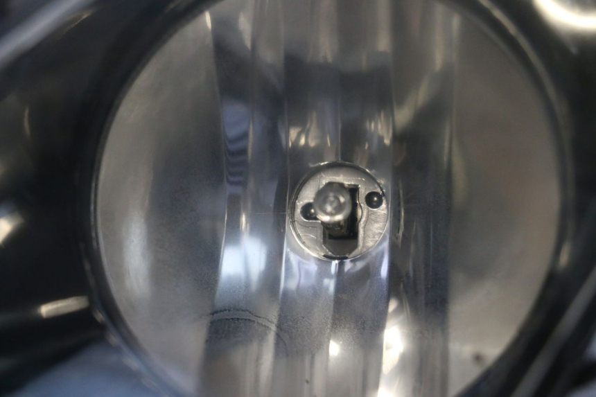 photo de FARO ANTERIORE PIAGGIO MP3 RL 250 (2006 - 2010) - Altra vista dell'articolo