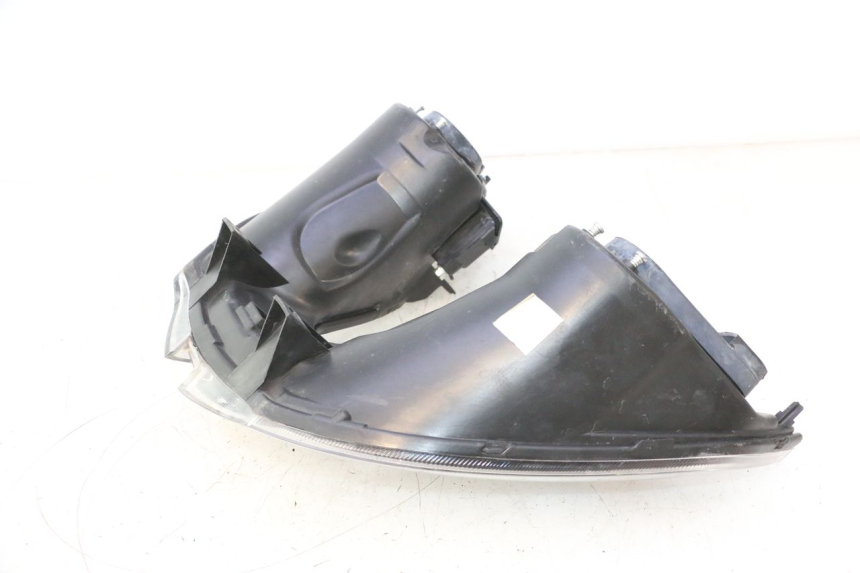 photo de FARO ANTERIORE PIAGGIO MP3 500 (2016 - 2018) - Zoom sui componenti