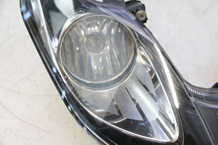 photo de FARO ANTERIORE PIAGGIO MP3 500 (2016 - 2018) - Zoom sullo stato d'uso