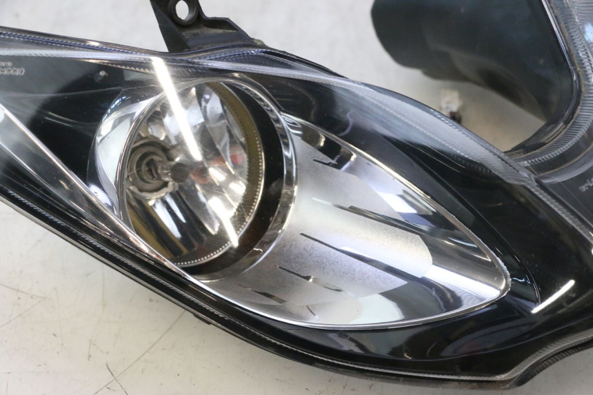 photo de FARO ANTERIORE PIAGGIO MP3 500 (2016 - 2018) - Vista d'insieme del prodotto