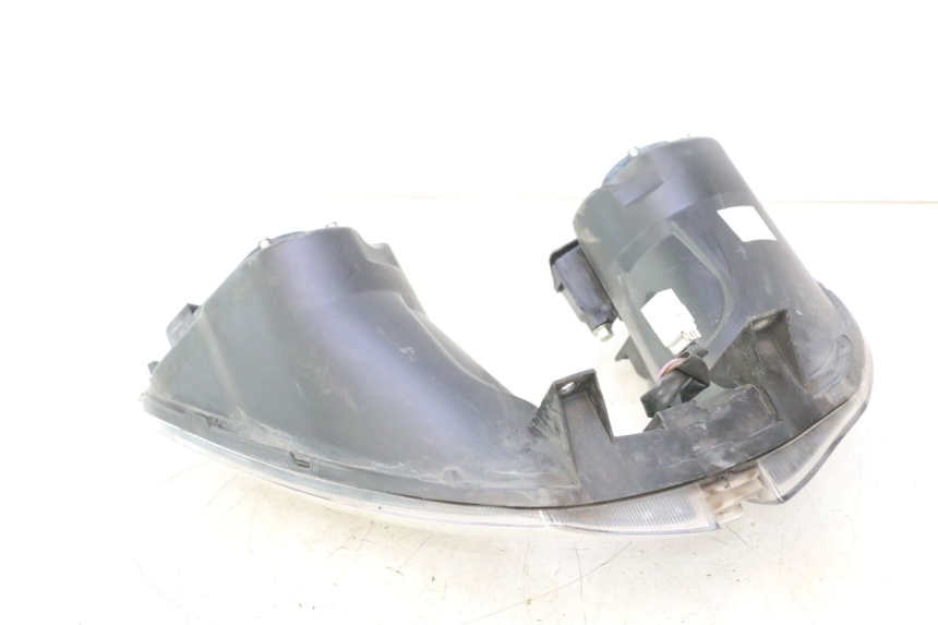 photo de FARO ANTERIORE PIAGGIO MP3 500 (2016 - 2018) - Primo piano ad alta risoluzione