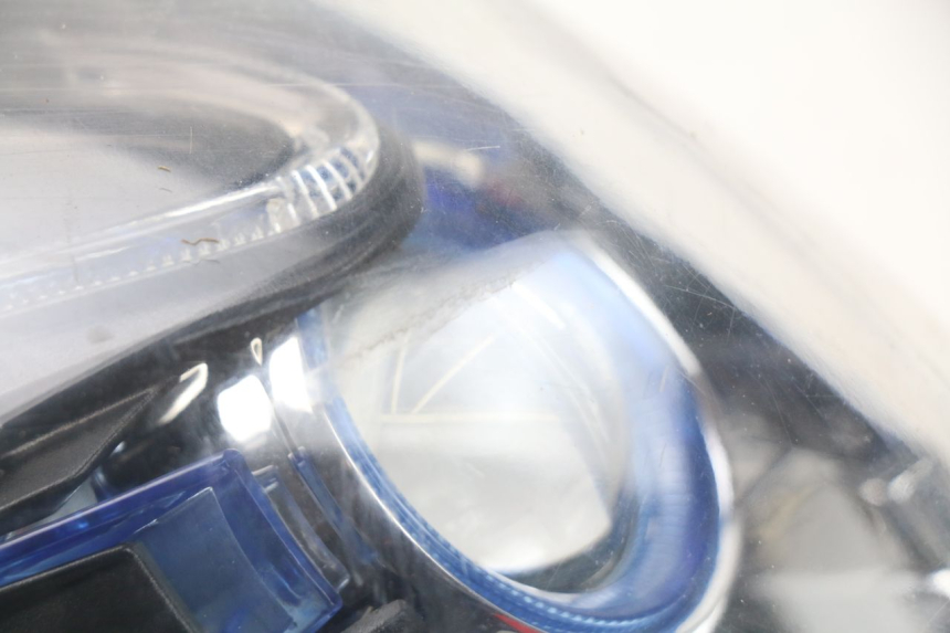 photo de FANALE ANTERIORE YAMASAKI MSX 50 (2013 - 2022) - Zoom sullo stato d'uso