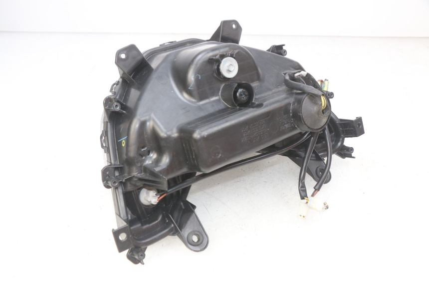 photo de FARO ANTERIORE YAMAHA N-MAX NMAX 125 (2017 - 2020) - Marcature e riferimenti originali