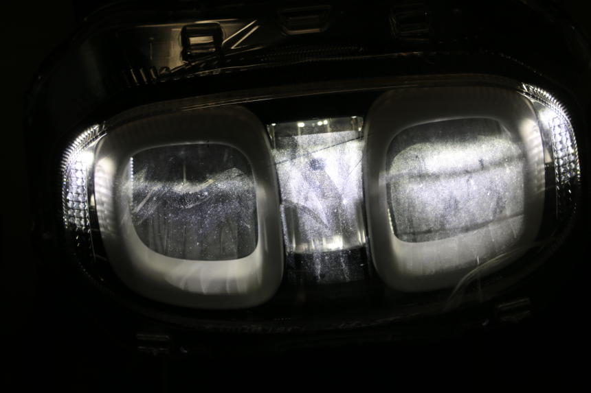 photo de FARO ANTERIORE YAMAHA NEO'S CORE 1 (2022 - 2026) - Ispezione visiva dettagliata