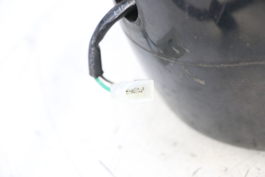 photo de FANALE ANTERIORE YAMAHA NEOS NEO'S 4T 50 (2008 - 2016) - Dettagli dei punti di fissaggio