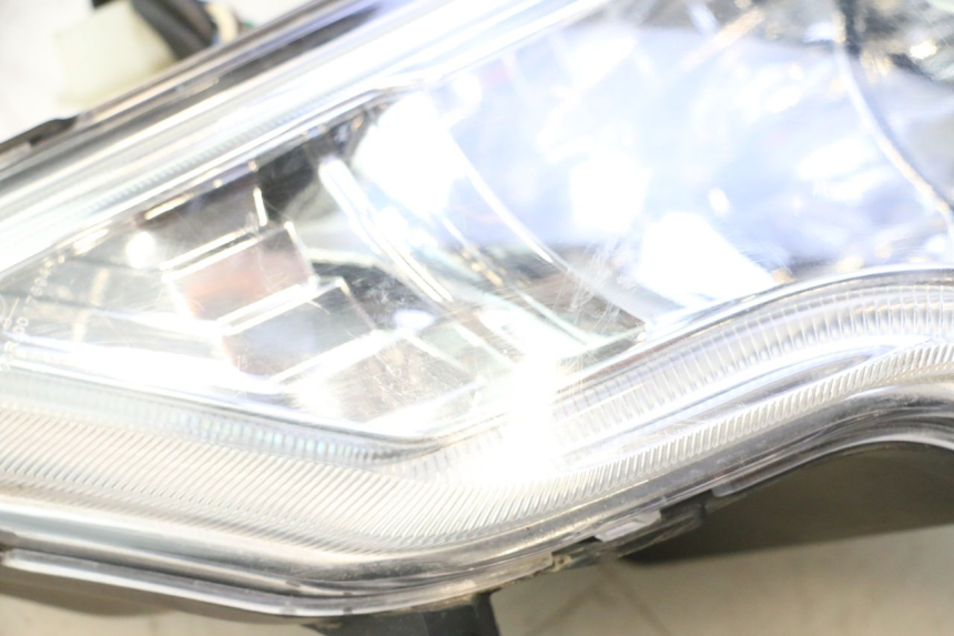 photo de FARO ANTERIORE IMF INDUSTRIE NEW PACH 2T 50 (2014 - 2020) - Primo piano tecnico
