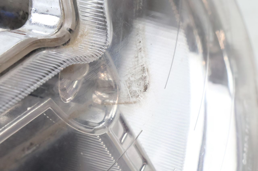 photo de FARO ANTERIORE PIAGGIO NEW TYPHOON 50 (2018 - 2021) - Altra angolazione