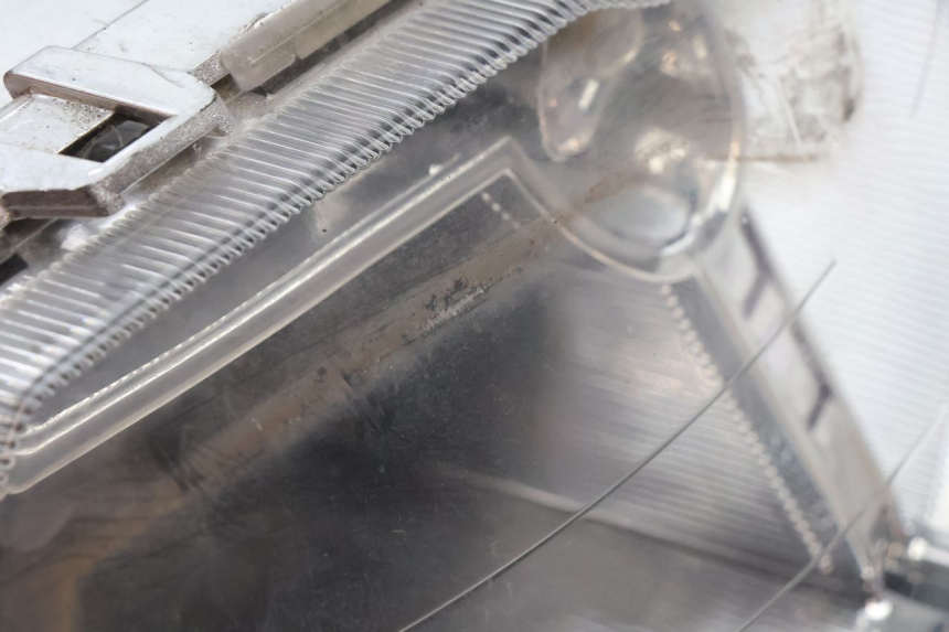 photo de FARO ANTERIORE PIAGGIO NEW TYPHOON 50 (2018 - 2021) - Primo piano tecnico