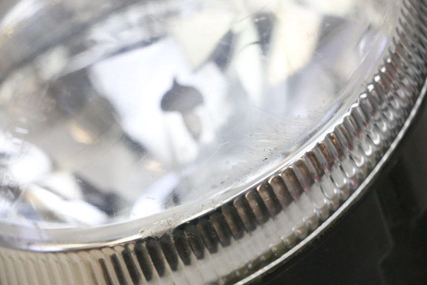 photo de FARO ANTERIORE JM MOTORS OLDIES GT 4T 50 (2018 - 2025) - Primo piano tecnico