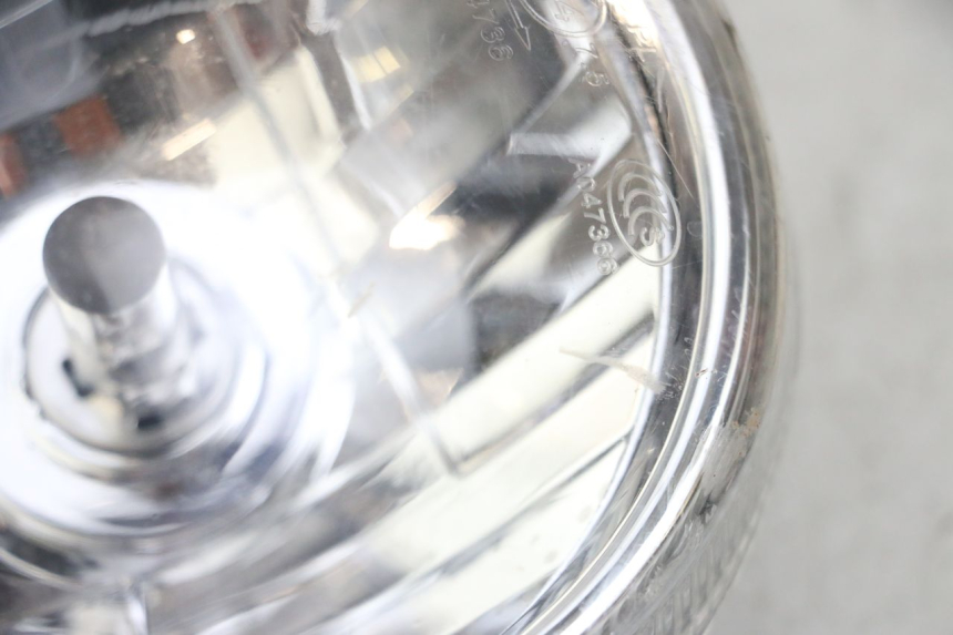 photo de FARO ANTERIORE JM MOTORS OLDIES GT 4T 50 (2018 - 2025) - Dettagli dei punti di fissaggio