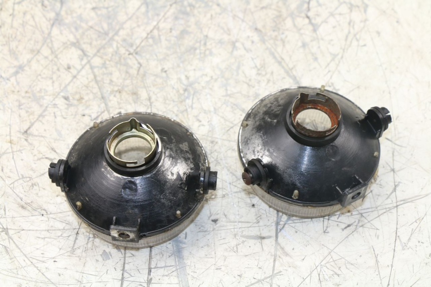 photo de FANALE ANTERIORE PANTHERA PANTHERA 110 (2010 - 2017) - Dettagli dei punti di fissaggio