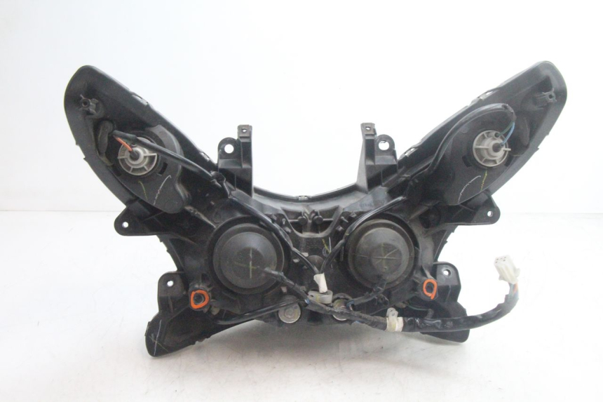 photo de FARO ANTERIORE HONDA PCX (JF28) 125 (2009 - 2011) - Primo piano tecnico