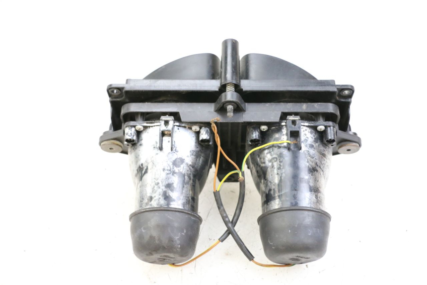 photo de FARO ANTERIORE PEUGEOT TKR TREKKER FURIOUS 50 (2005 - 2014) - Primo piano tecnico