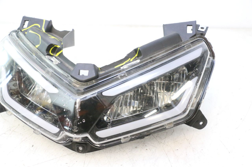 photo de FARO ANTERIORE JM MOTORS R-MAX TECH 50 (2024 - 2026) - Panoramica del profilo