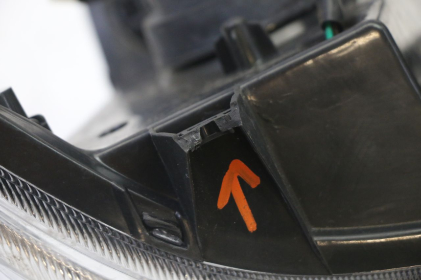 photo de FARO ANTERIORE MAG POWER R-STREET 50 (2016 - 2025) - Primo piano tecnico