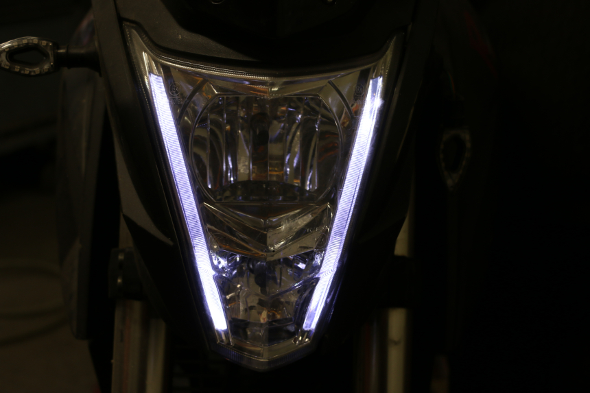 photo de FARO ANTERIORE MAG POWER R-STREET 50 (2016 - 2025) - Marcature e riferimenti originali