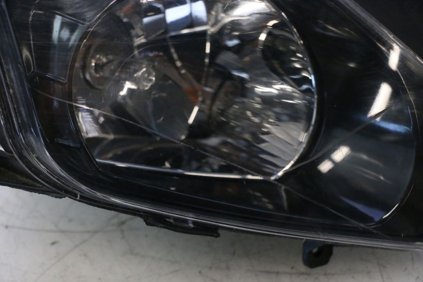 photo de FARO ANTERIORE ORCAL RAPTOR 50 (2015 - 2021) - Zoom sullo stato d'uso
