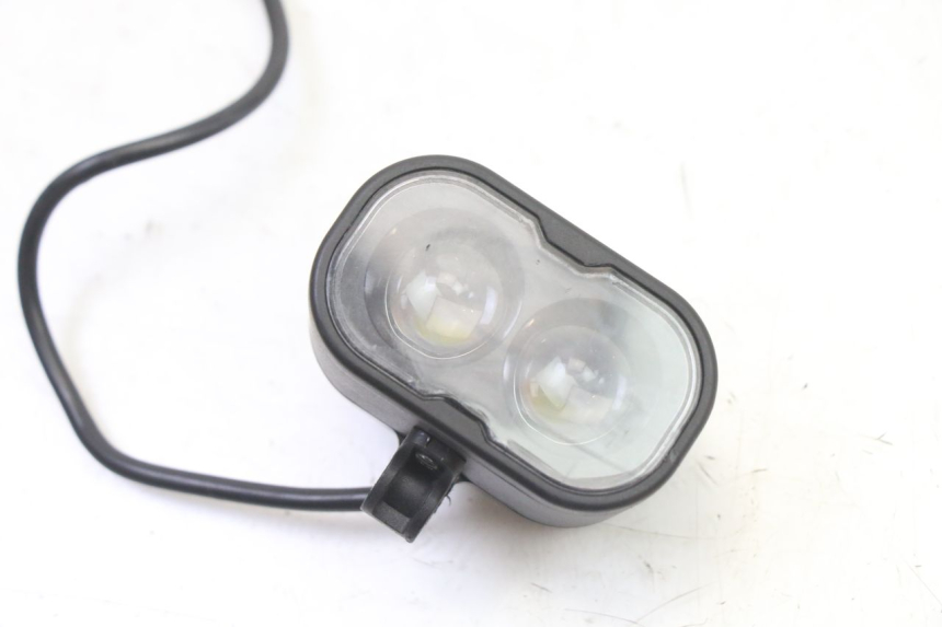 photo de FARO ANTERIORE PUNK ELECTRIC RIDER 1 - Dettaglio del componente